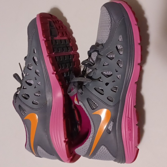 Nike Shoes - NIKE Women's Running Shoes